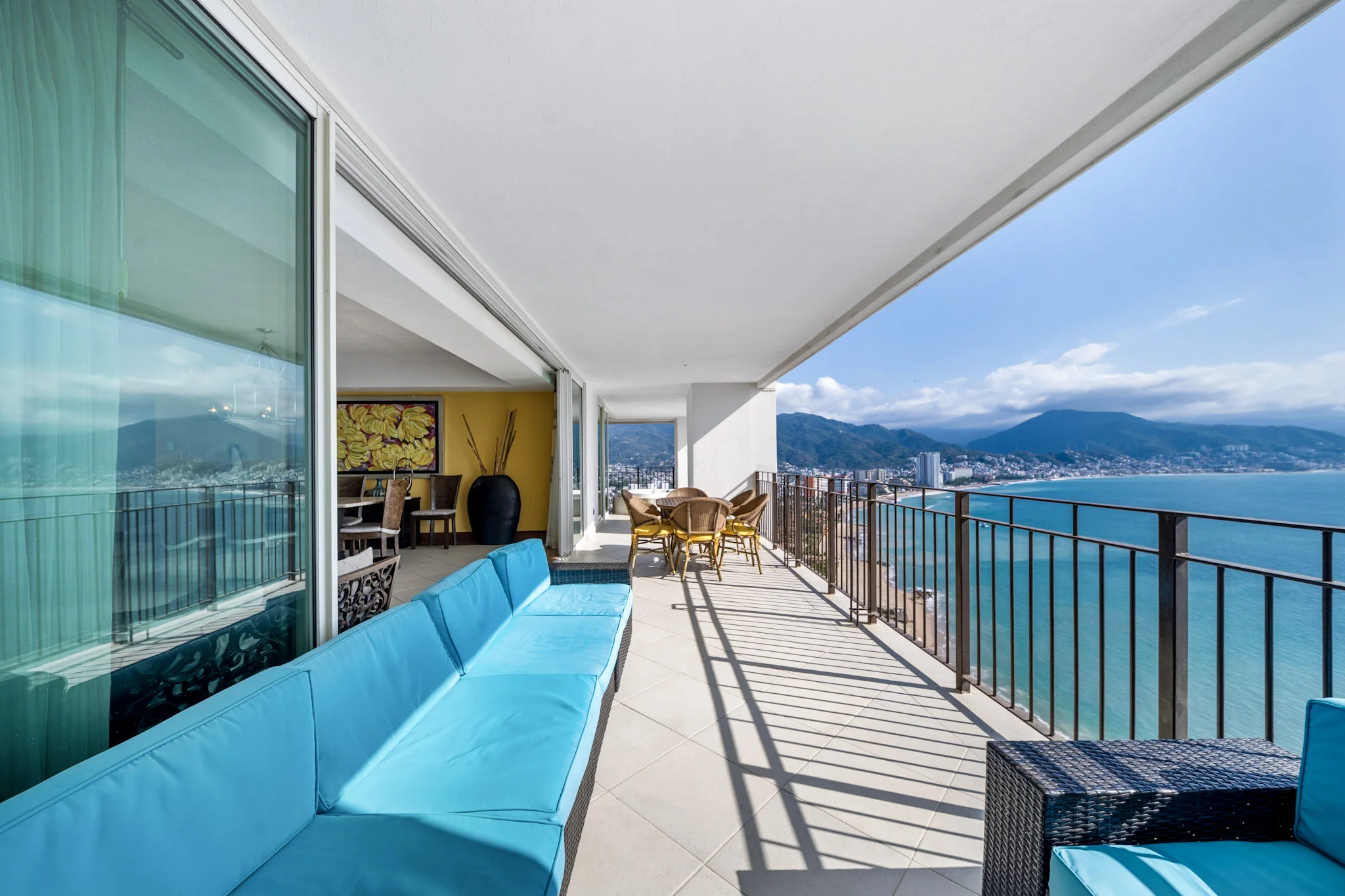 Grand Venetian 2604, Hotel Zone