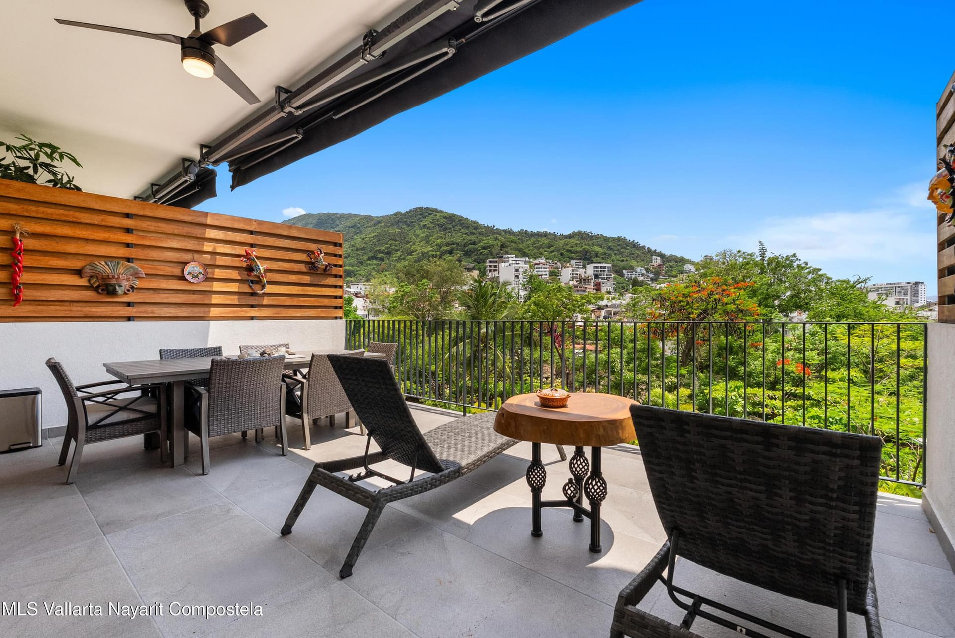 Oasis 207, photos 3